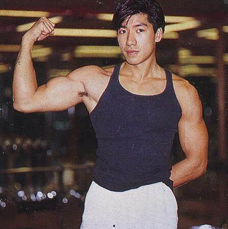 中国长胸毛的明星,独特魅力引人瞩目