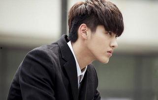 吴亦凡的妈妈的资料,从平凡家庭走出的坚强女性