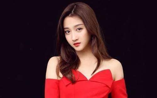 关晓珊个人资料,才华横溢的年轻才俊,多领域成就斐然